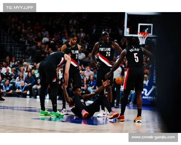 爵士乔治全场空砍28分6篮板7助攻，难阻球队四连败