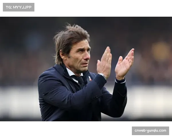 转会传闻:那不勒斯关注费耶诺德中场魏费尔,视其为泽林斯基替代者